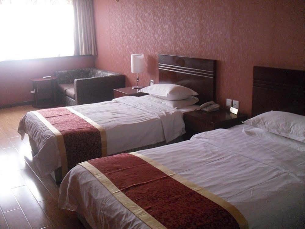 Chongqing Tianshun Hotel Luaran gambar